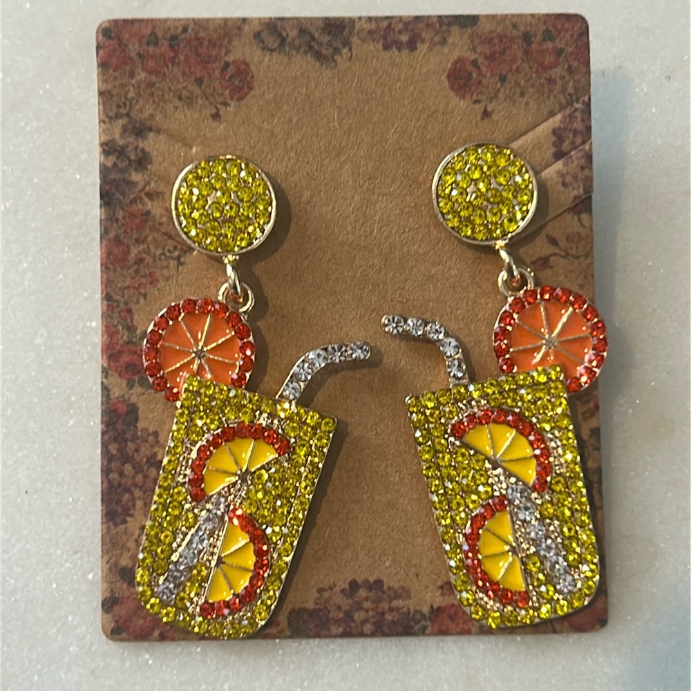 Vacation Vibes Earrings New